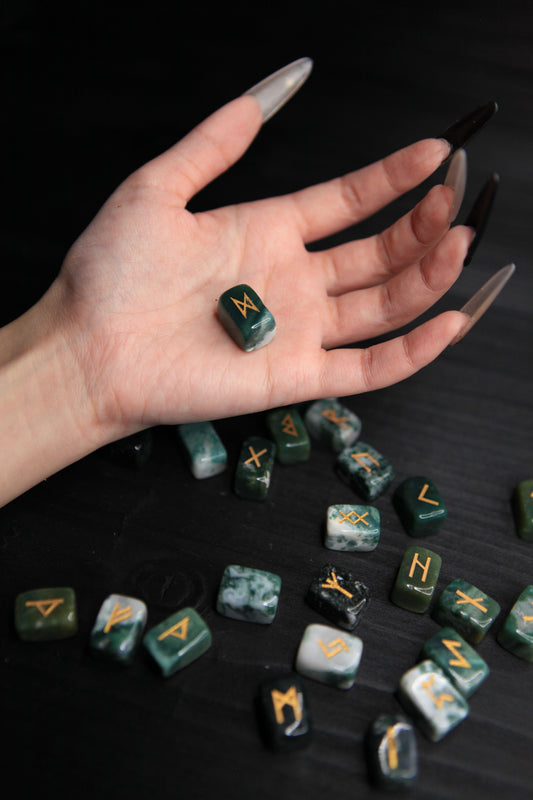 Moss Agate Runes for Growth & Insight