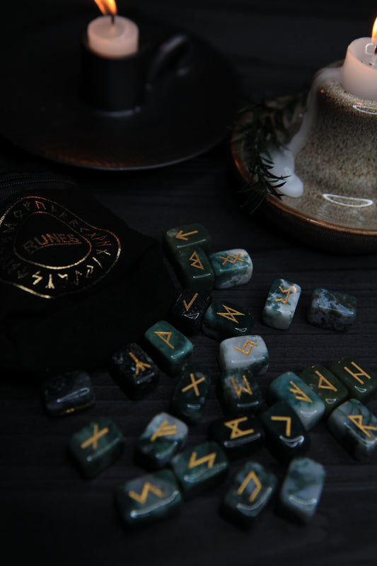 Moss Agate Runes for Growth & Insight