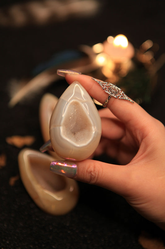 Natural Agate Geode Egg for Harmony & Inner Strength